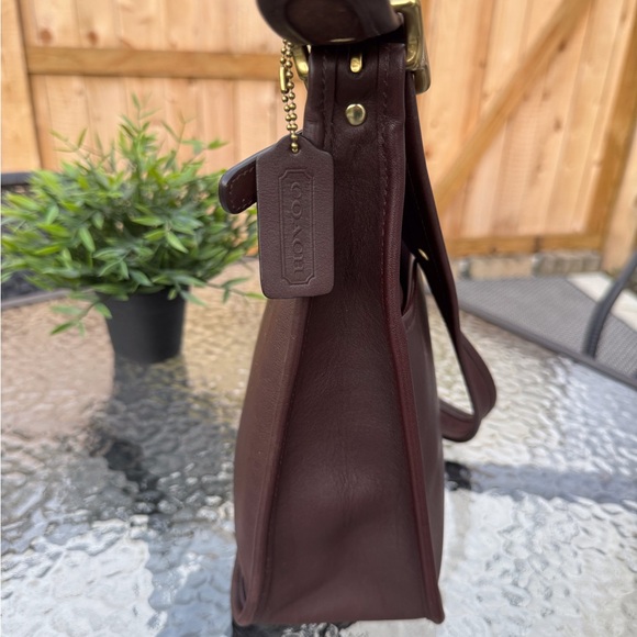 Coach Brown Crossbody Bag - Picture 8 of 11